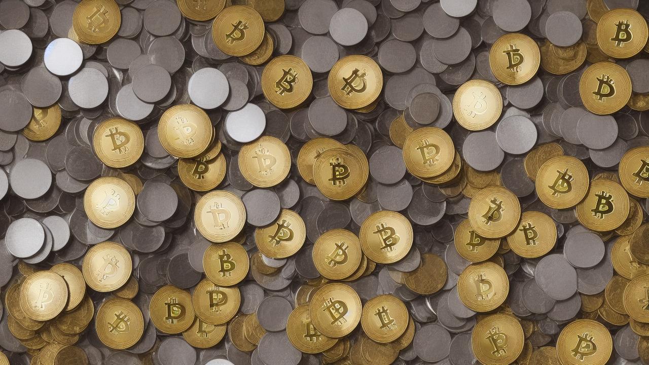 CZ Warns of Hacked Accounts Promoting Tokens